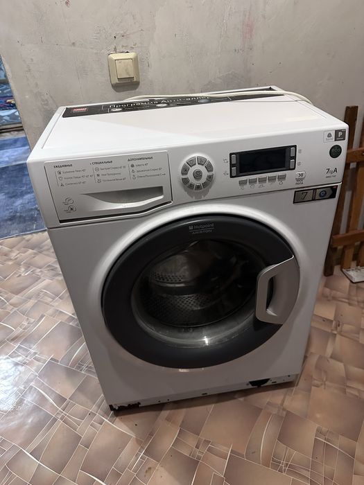 Продам стиральную машину