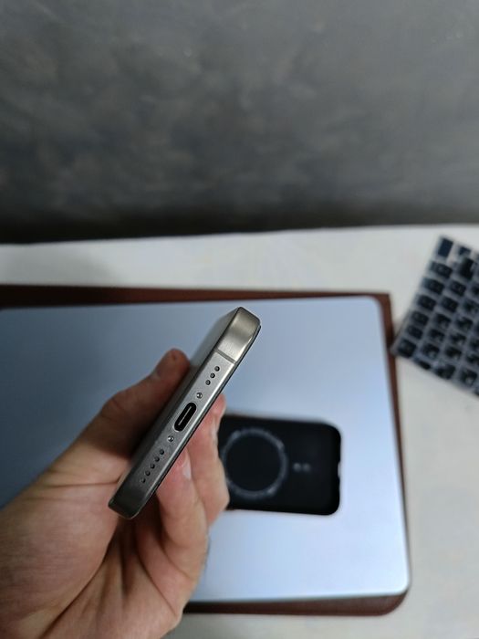 iPhone 15 pro, Natural titanium, 128