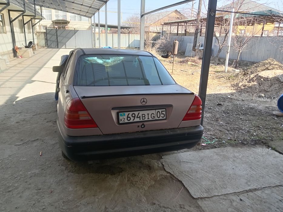 Мерседес сешка 202