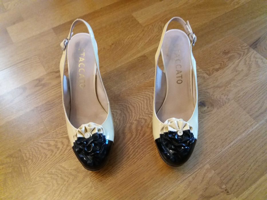Pantofi ocazie marca Staccato