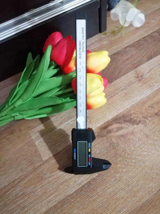 subler electronic profesional are baterie inclusa