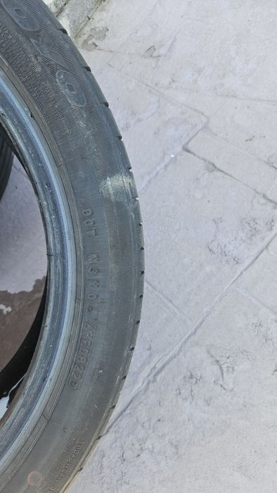 Vând anvelope 215/45/18