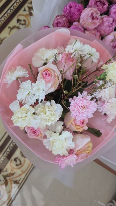 Цветы пионы в хорошом состоянии