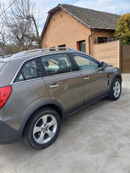 Vand  sau schimb cu logan opel antara