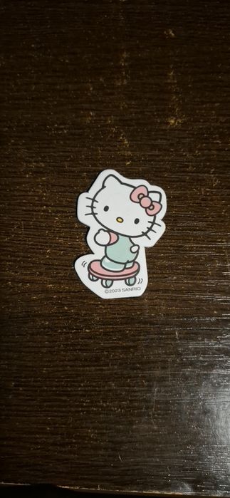 Set figurine Minecraft Kinder JOY și magnet Hello Kitty
