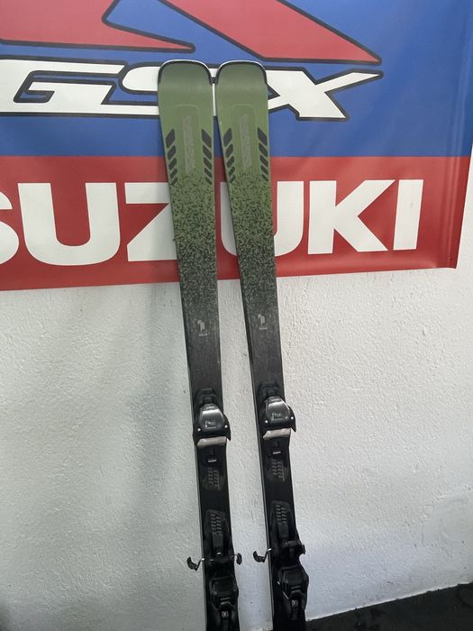 Ски комплект К2 174см с обувки, щеки и сак