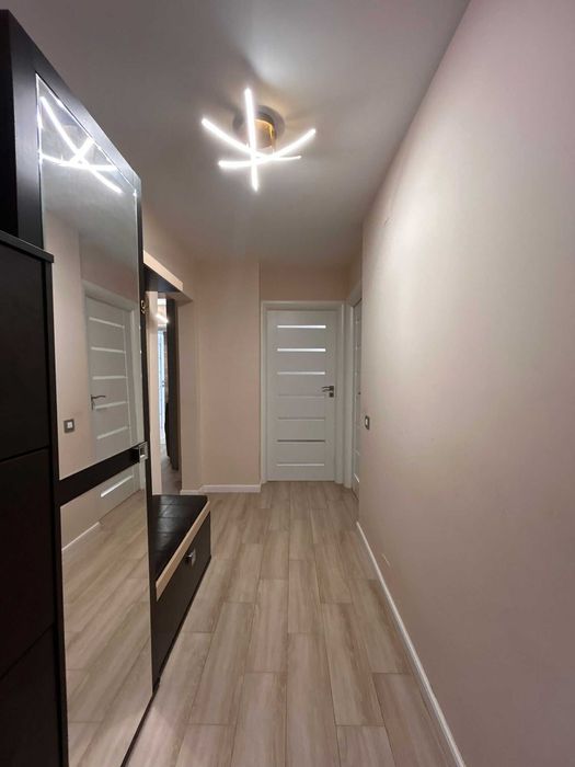 Apartament 3 camere de inchiriat in zona Supeco.