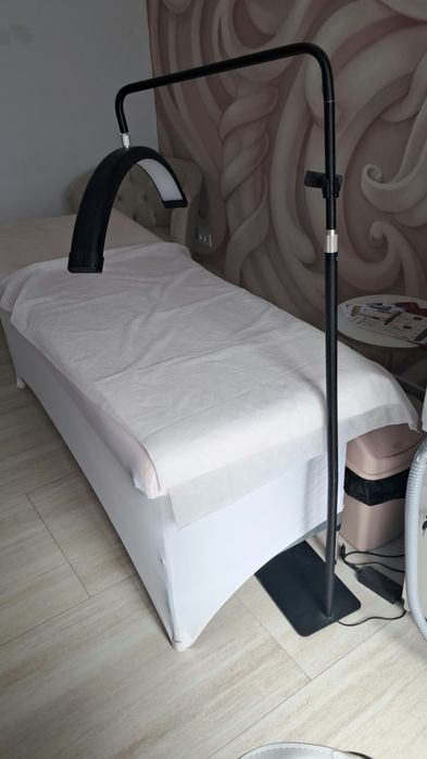 Lampa gene , unghii