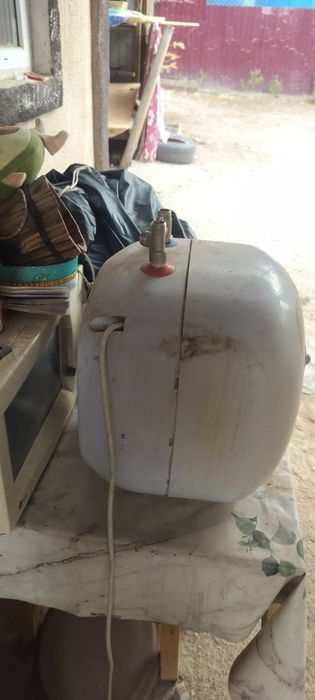 Бойлер для горячей воды