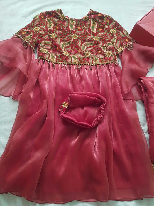 hammasini 1 millionga bervoraman hammasi yengi  s (44) razmer