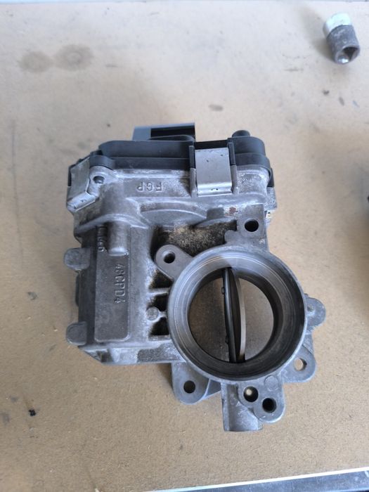 Дросел клапа Opel Zafira B 1.9 150к.с.