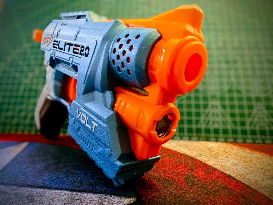 Nerf пистолет и патрони