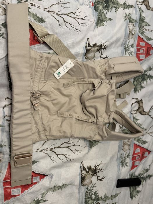 Хибридна раница с етикет за най-малките