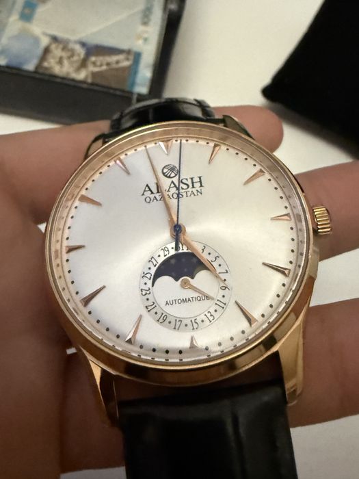Продам часы Alash