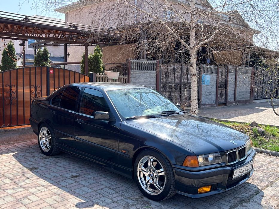 Продам БМВ е36 Японской сборки