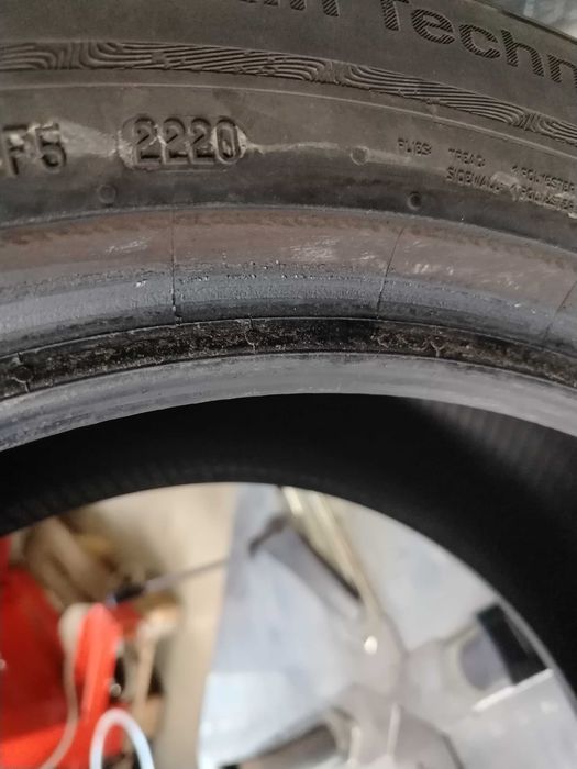 2бр.летни гуми 225/55/17 Uniroyal
