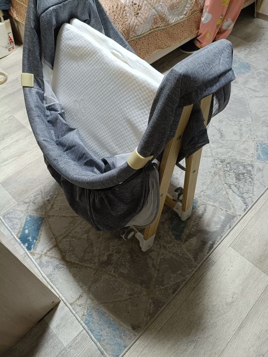 Манеж- колыбель, кровать