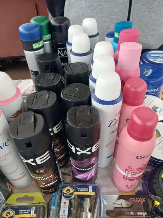 Vand diferite chestii