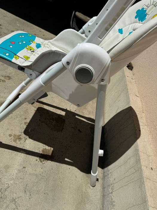 Scaun masă bebe și copii