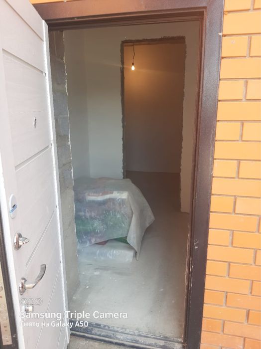 Продается двухуровневый Танхаус в районе Гипормаркет Дина