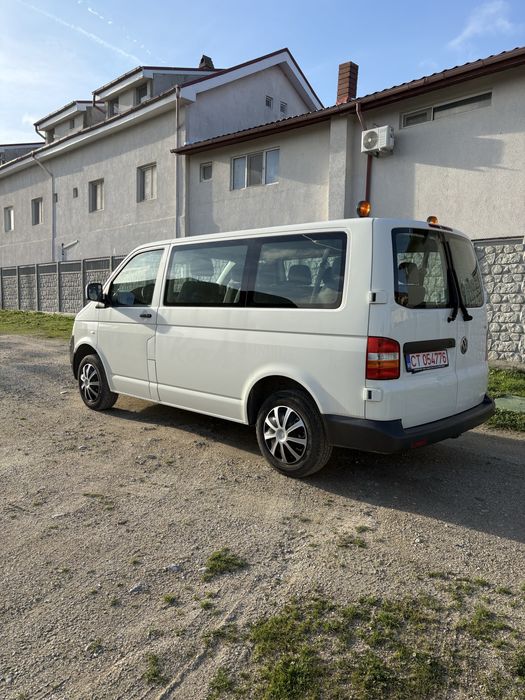 VW T5Caravel 9locuri 2010,1.9 TDI 105CP,AC.Euro4 RAR efectuat