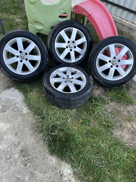 Vând set 4 jante aliaj originale Volkswagen