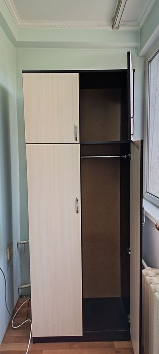 Продам Шкаф 2м.10см