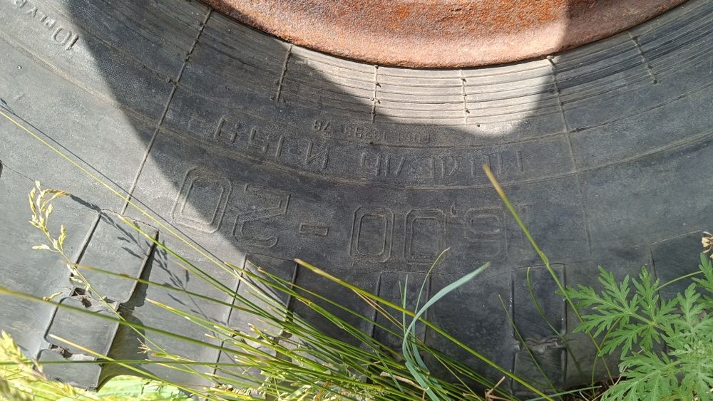 Трактор ЮМЗ задняя часть