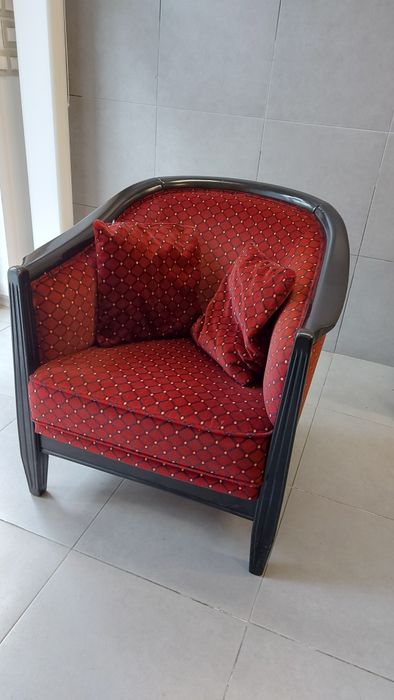 Продавам класическо кресло