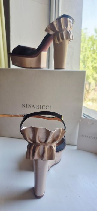 Босоножки Nina Ricci