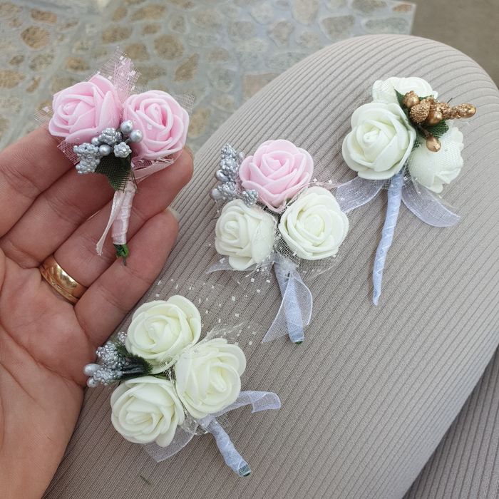 Сватбени бутониери