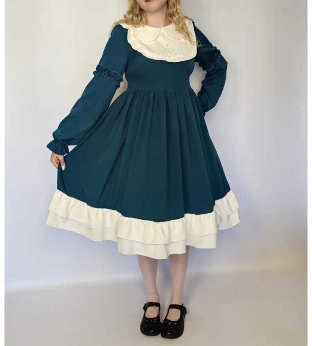 Платье красивое белое зеленое