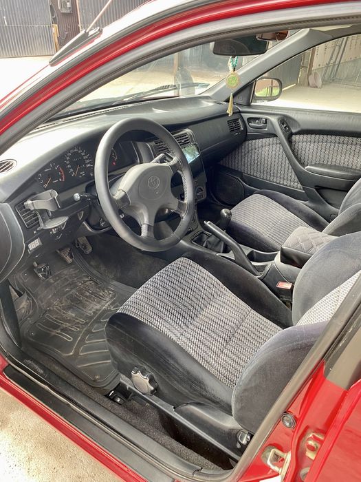 Продам автомобиль Toyota Carina E