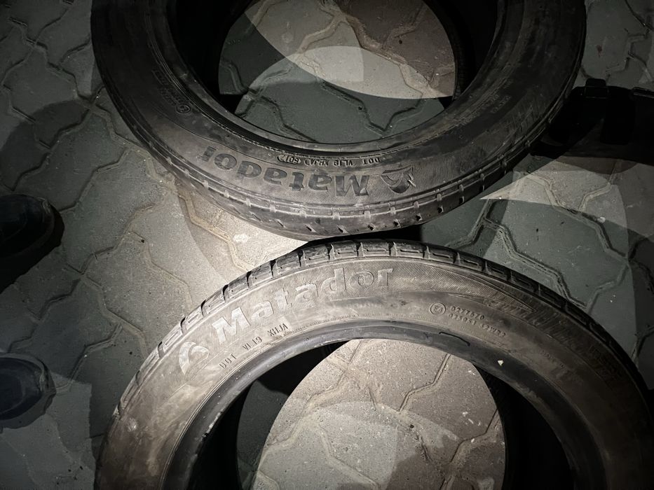 Шина motodor б/у 2шт