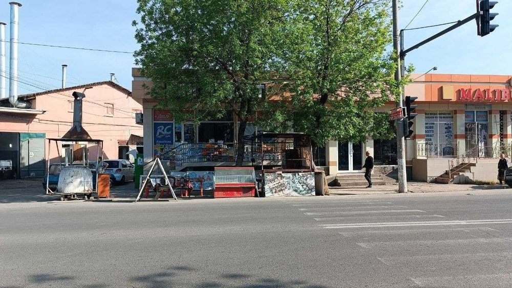 Сдается коммерческое помещение под магазин/аптеку
