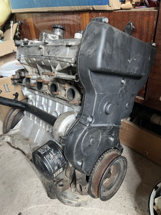 Двигатель Лада Поиора 16 клапанный