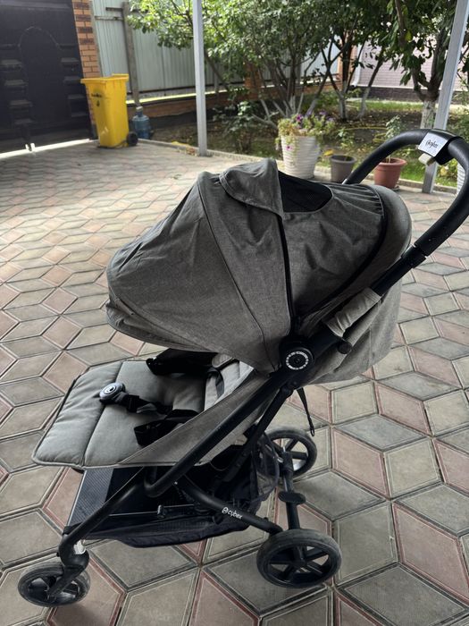 Коляска прогулочная Cybex