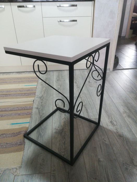 Изработвам етажерки