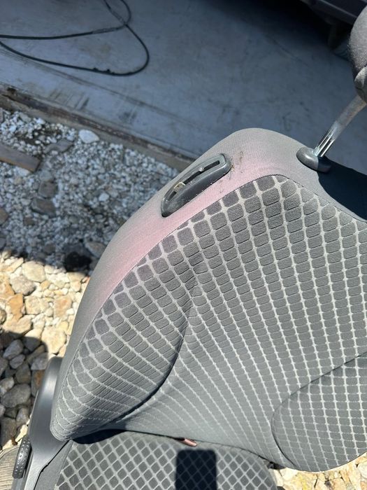 Седалки за Нисан микра