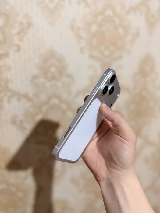 Iphone 11 17 pro korpusida ideal