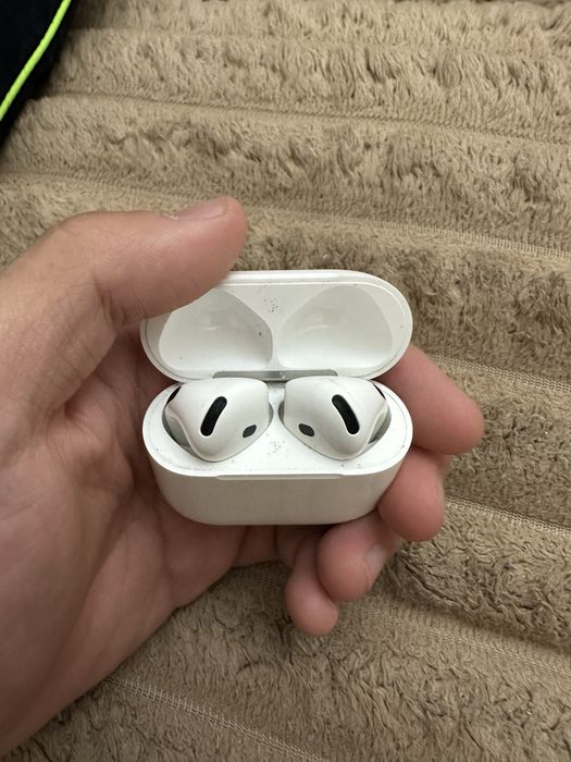 Airpods 4 серия
