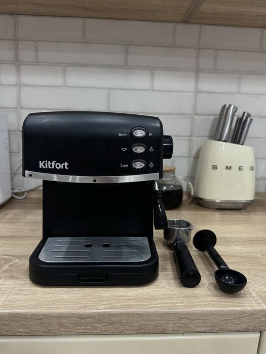 Кофеварка Kitfort KT-718