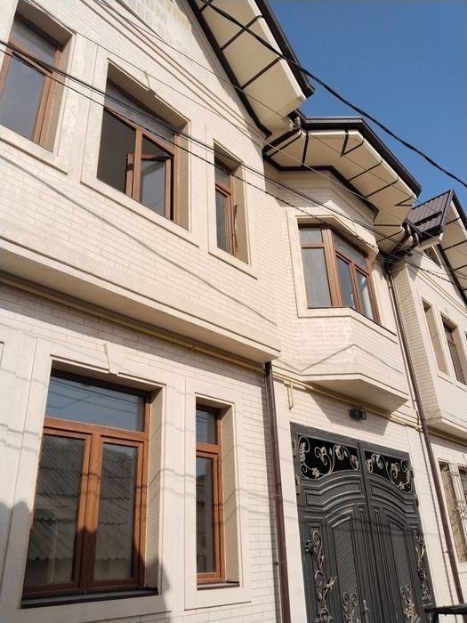 Продам 2 -х этажный дом. Дом новый. Старые Сергели. Везде для машины.