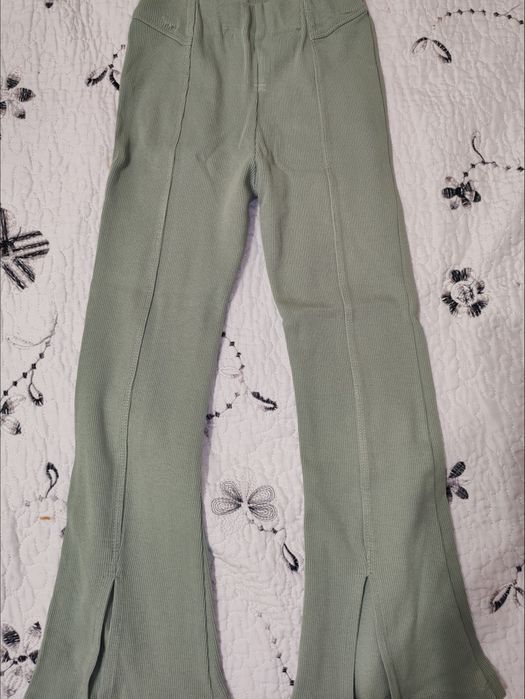 Детска рокля, клинове и блузки лот