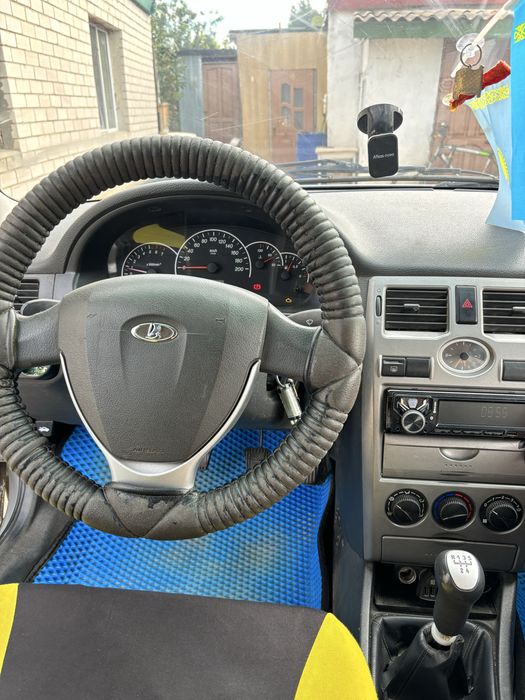 Лада приора универсал