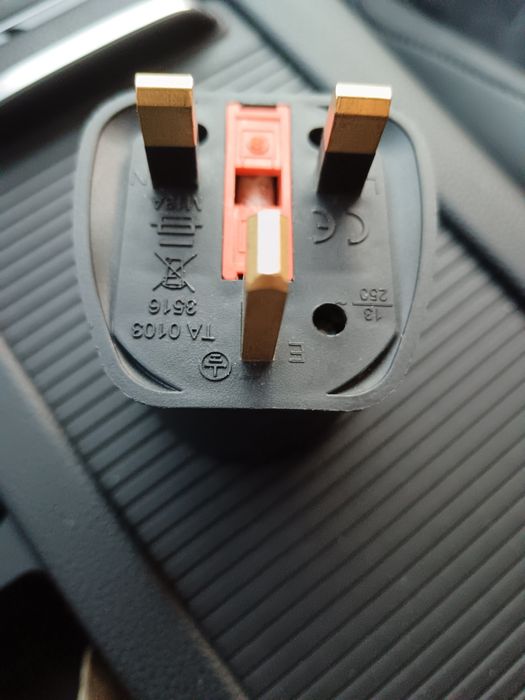 Bestek   инвертор от 12 на 220v