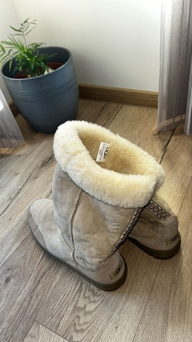 Оригинални, високи боти от велур и естествена кожа UGG, 44-ти номер