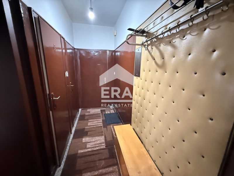 Двустаен панелен апартамент за продажба, район Младост II, Варна