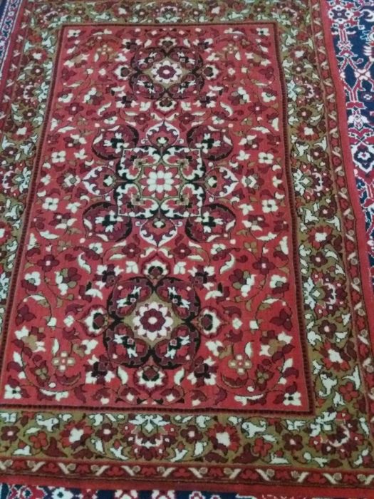 Срочно ковёр  Шерстяной Хивинский 215см/150см, и Иранский новый 2,5/32