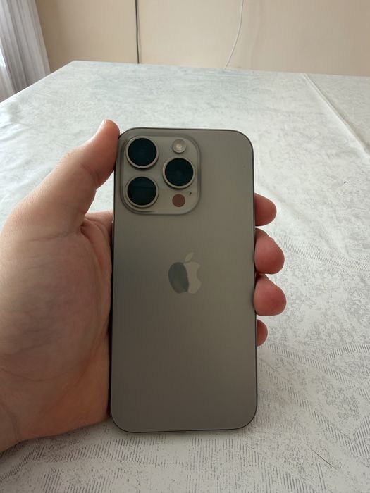 Iphone 15 pro сатылады